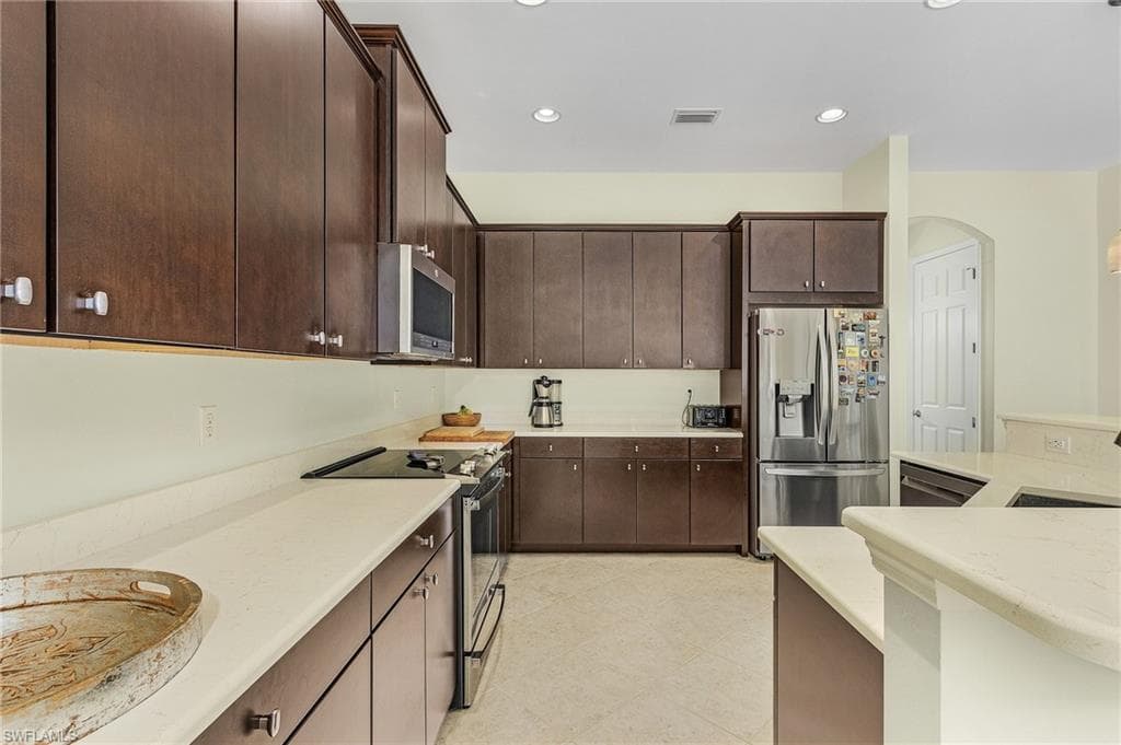 16097 Waterleaf LN-8