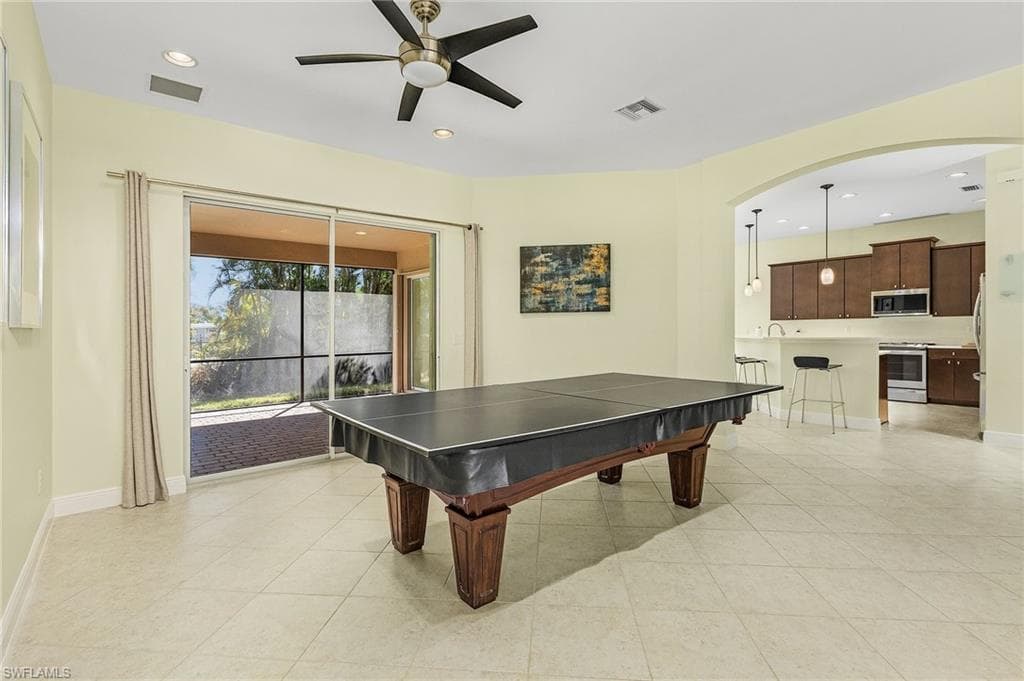 16097 Waterleaf LN-10