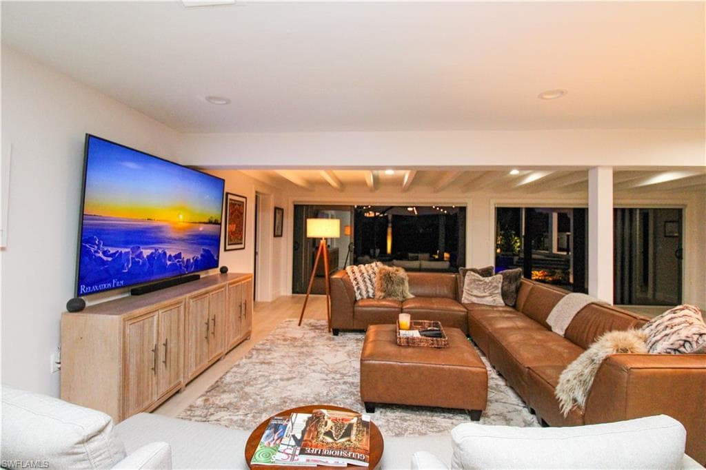 1555 Crayton RD, NAPLES FL 34102-12