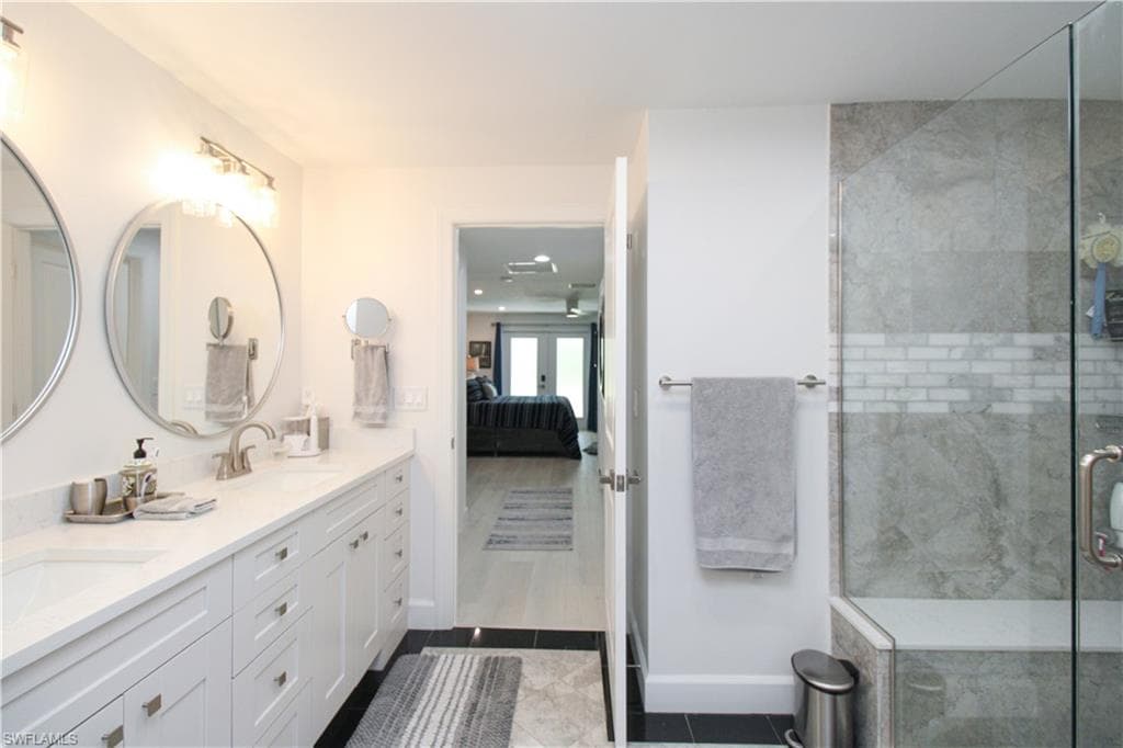 1555 Crayton RD, NAPLES FL 34102-18