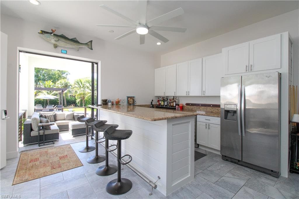 1555 Crayton RD, NAPLES FL 34102-28