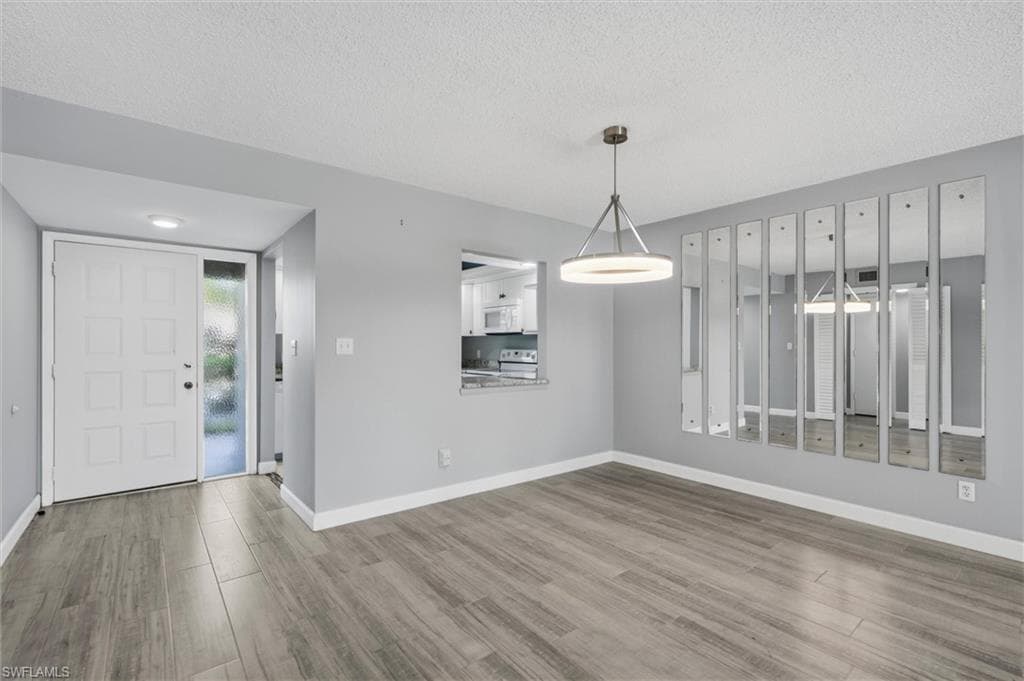 5757 Gage LN # 102C, NAPLES FL 34113-8