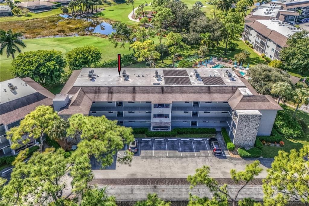 5757 Gage LN # 102C, NAPLES FL 34113-37