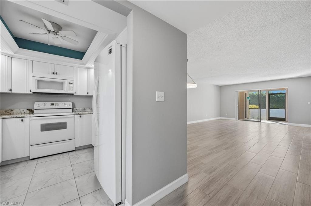 5757 Gage LN # 102C, NAPLES FL 34113-9