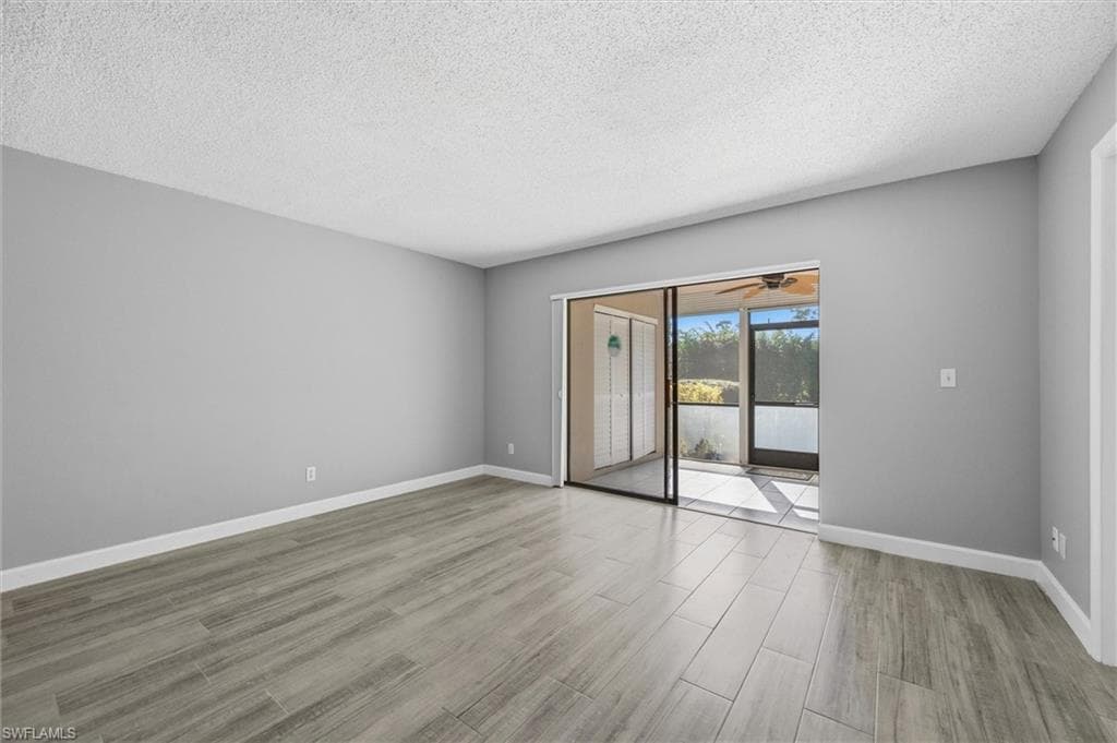 5757 Gage LN # 102C, NAPLES FL 34113-3