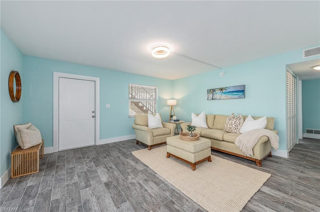 1549 Sandpiper ST # 49, NAPLES FL 34102-1