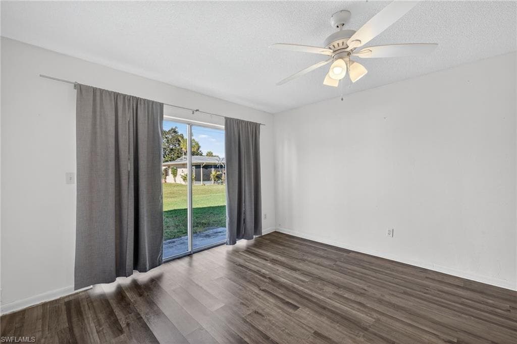 2207 Croton CT, LEHIGH ACRES FL 33936-5