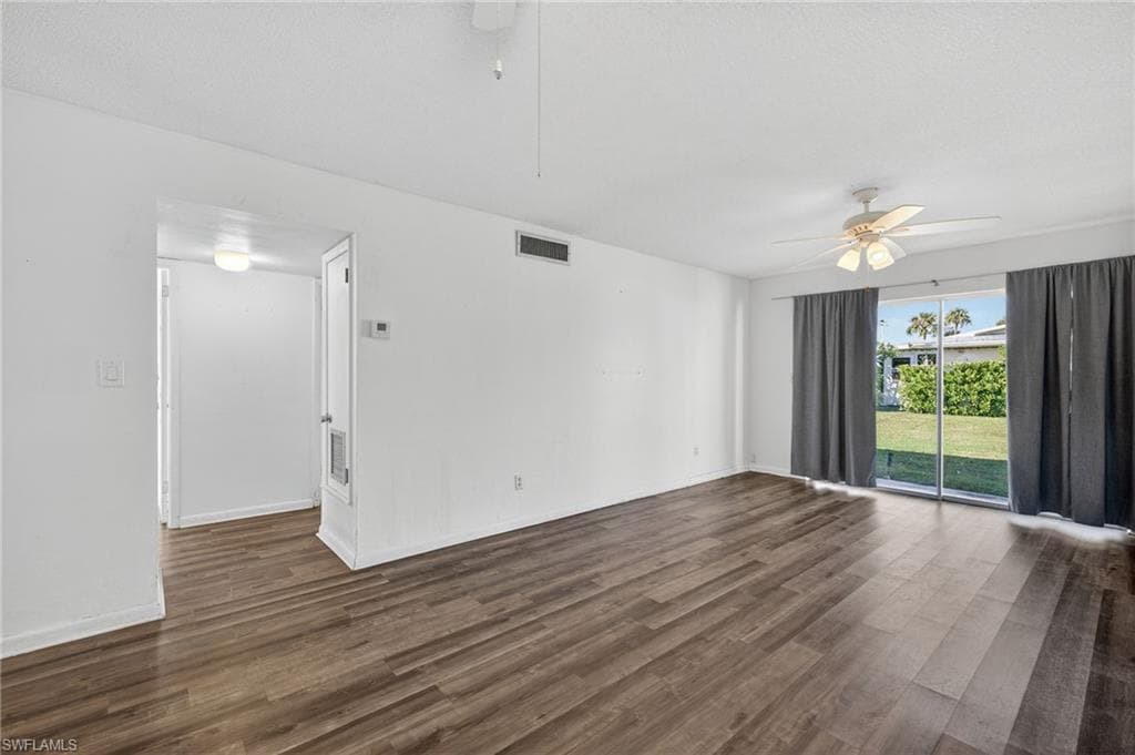 2207 Croton CT, LEHIGH ACRES FL 33936-6