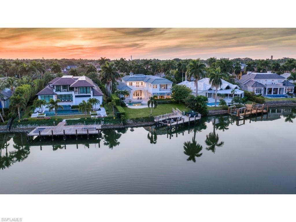 997 Spyglass LN, NAPLES FL 34102-23