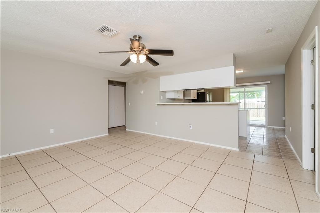 3286 Papaya RD, VENICE FL 34293-1