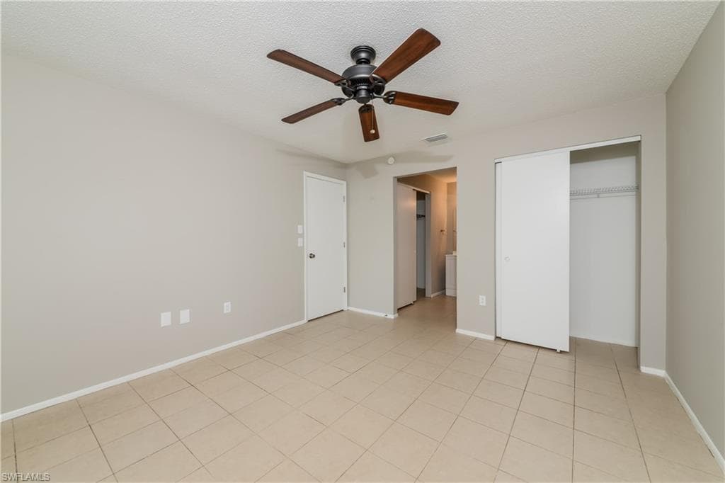 3286 Papaya RD, VENICE FL 34293-8