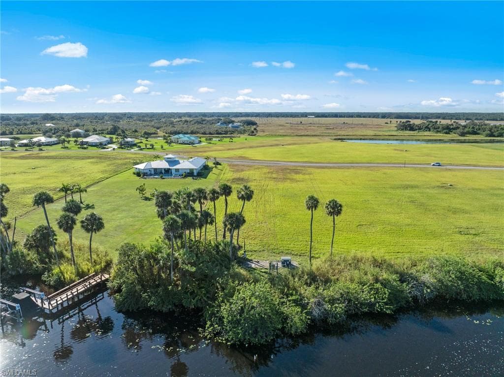 22821 Yellow Button LN, ALVA FL 33920-12