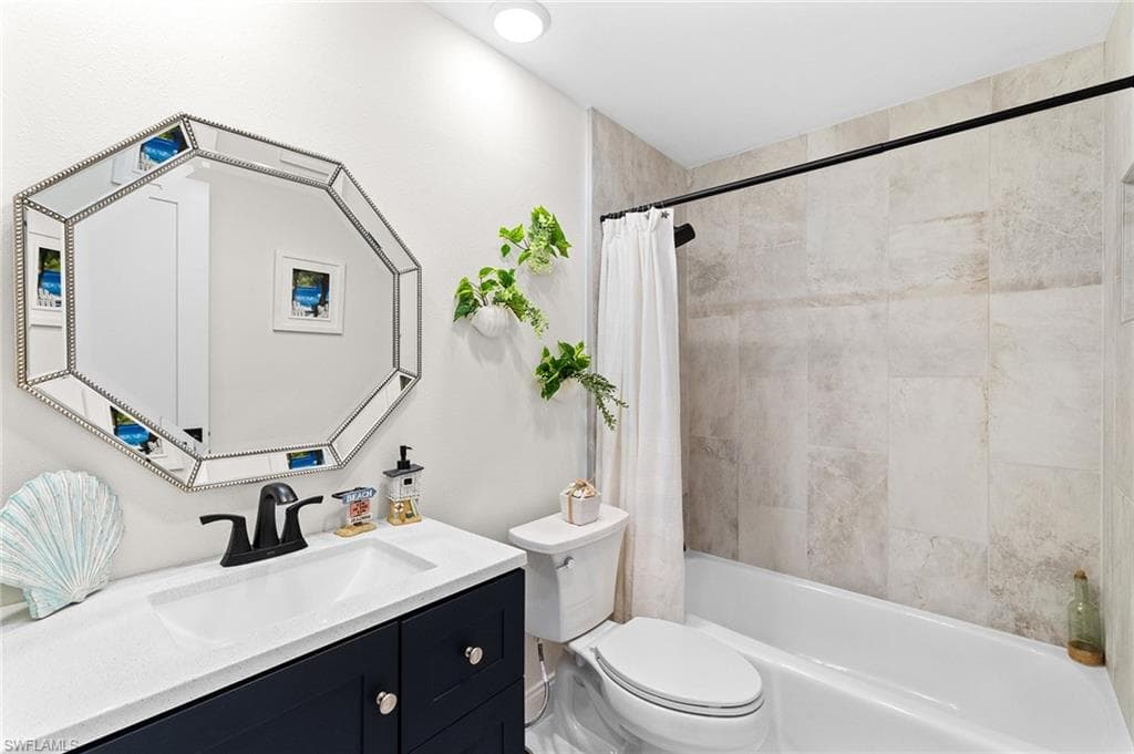 19 Knights Bridge RD # A53, NAPLES FL 34112-16