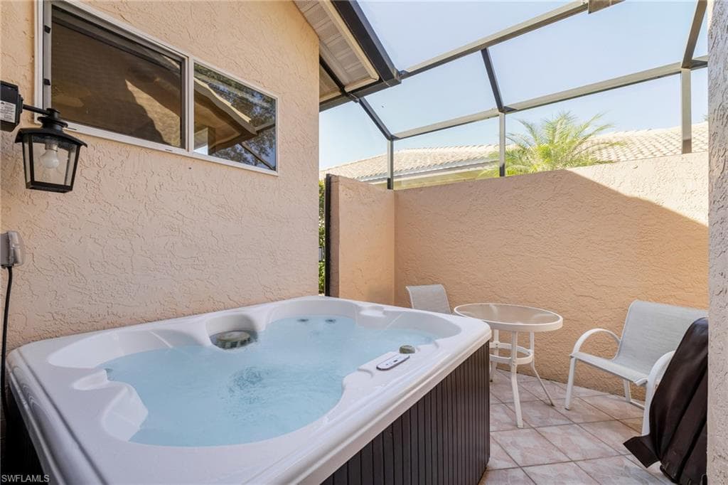 13580 Southampton DR, BONITA SPRINGS FL 34135-25