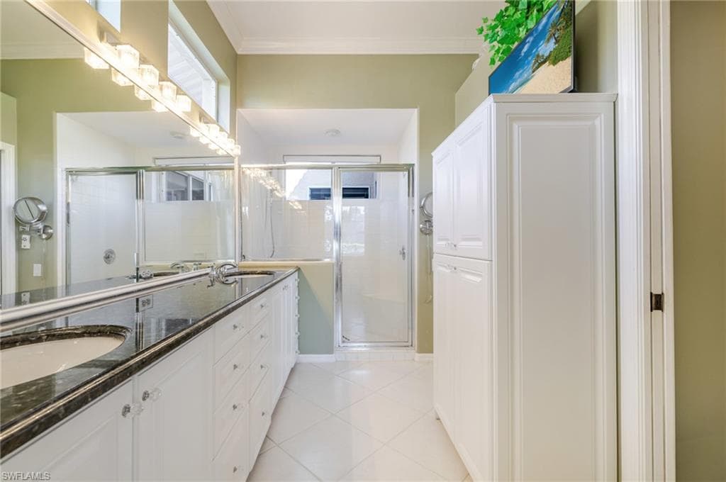 13580 Southampton DR, BONITA SPRINGS FL 34135-20