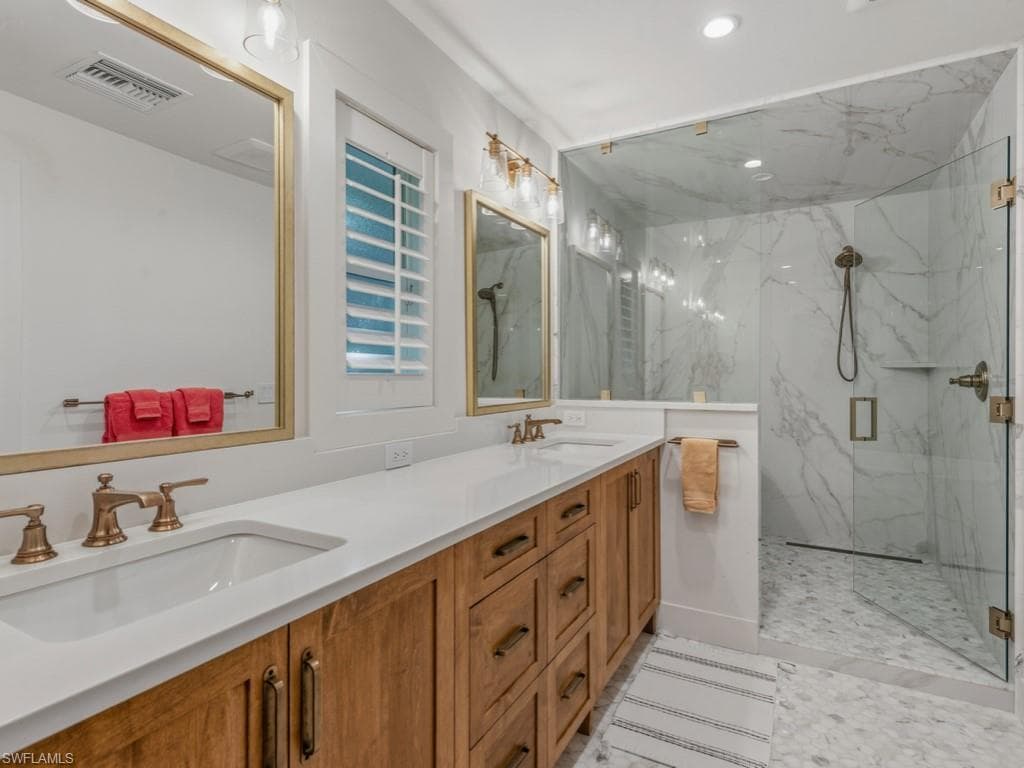 2448 Harbor RD, NAPLES FL 34104-15