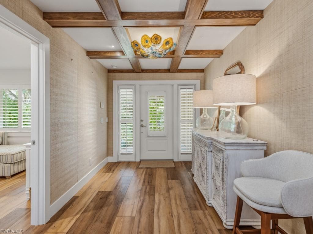 2448 Harbor RD, NAPLES FL 34104-6