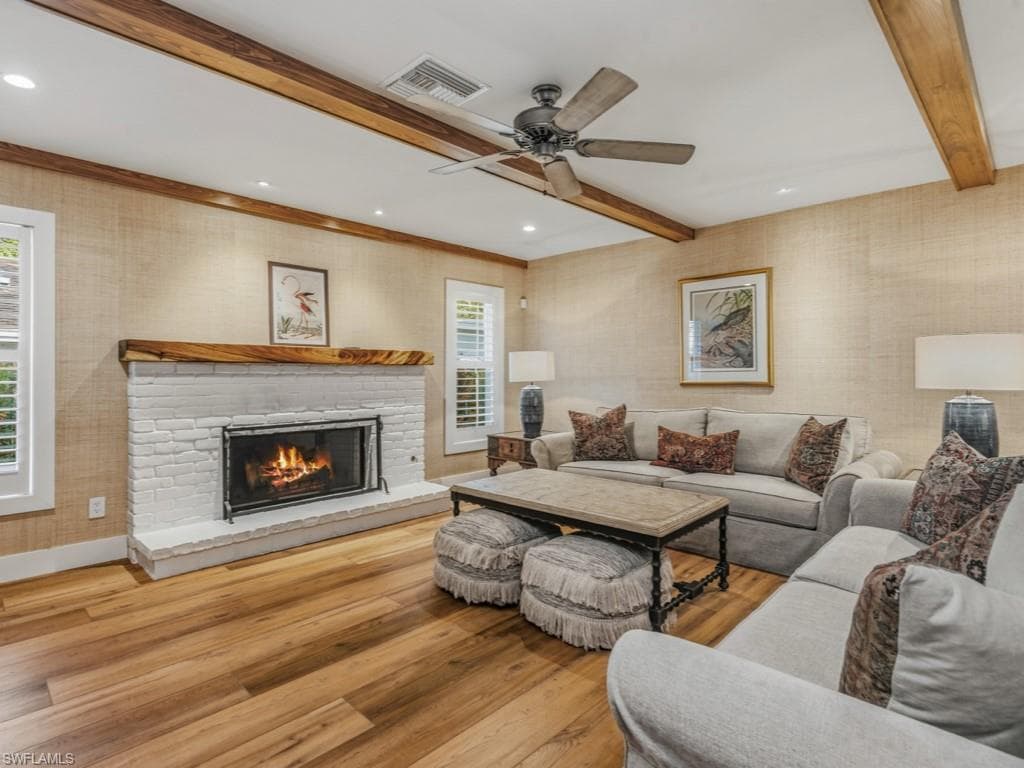 2448 Harbor RD, NAPLES FL 34104-3