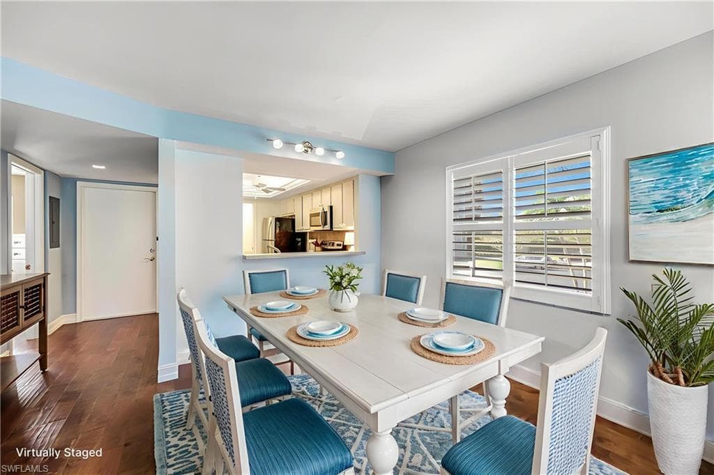 25808 Cockleshell DR # 211, BONITA SPRINGS FL 34135-2