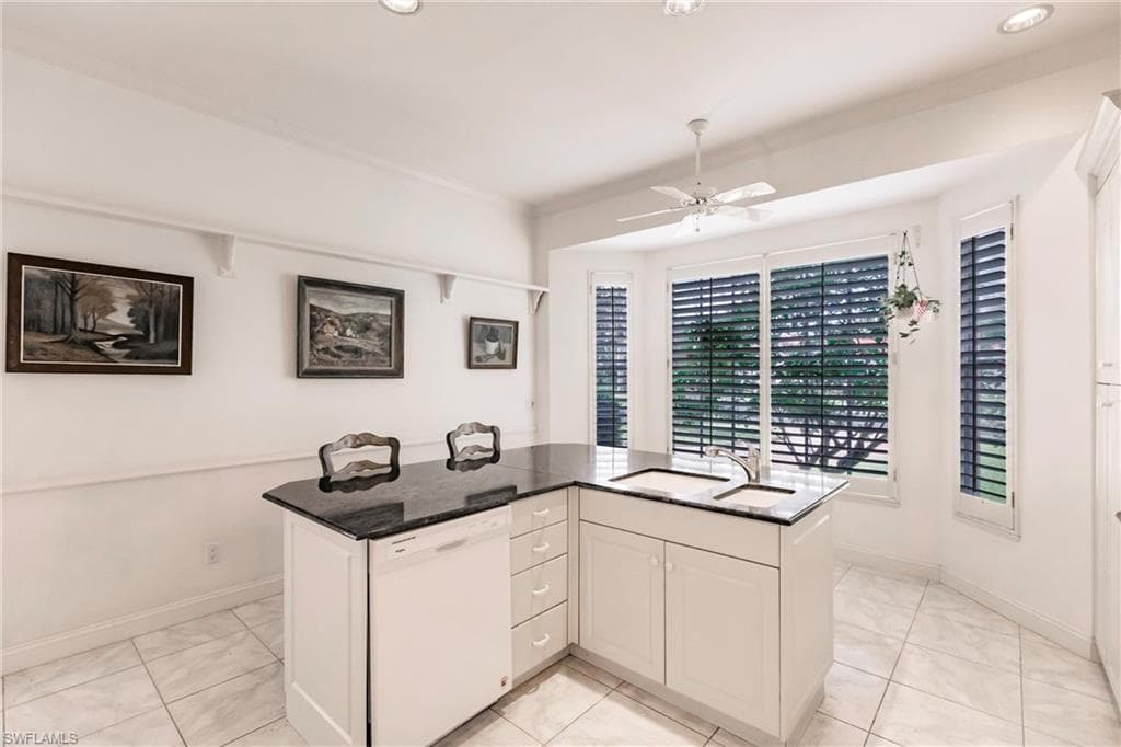 12871 Magnolia Pointe CT-10