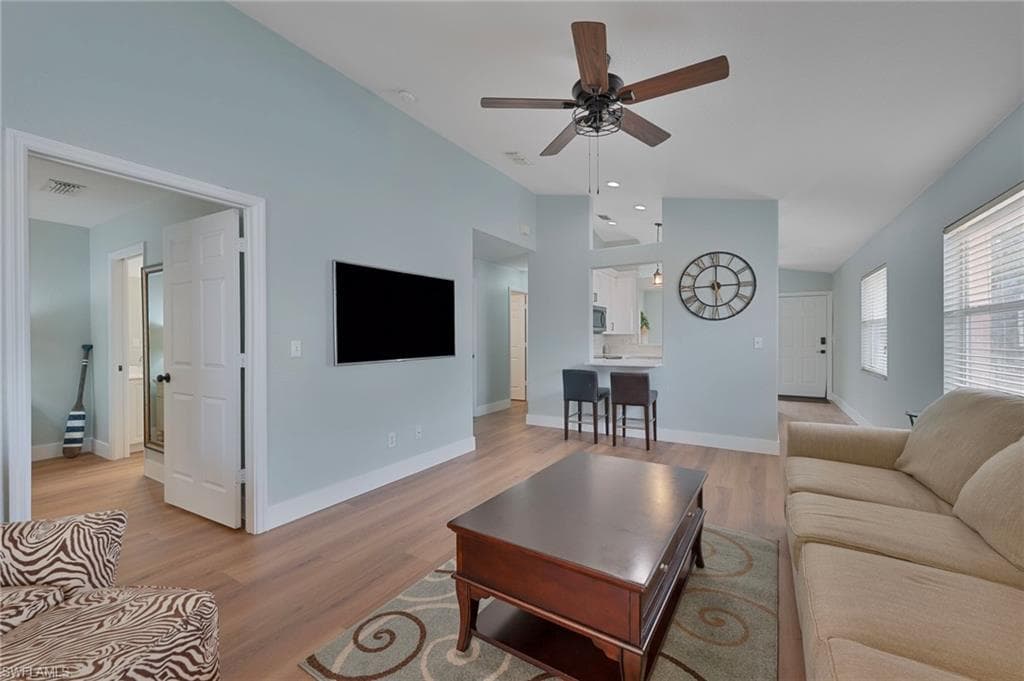 26729 Little John CT # 23, BONITA SPRINGS FL 34135-1
