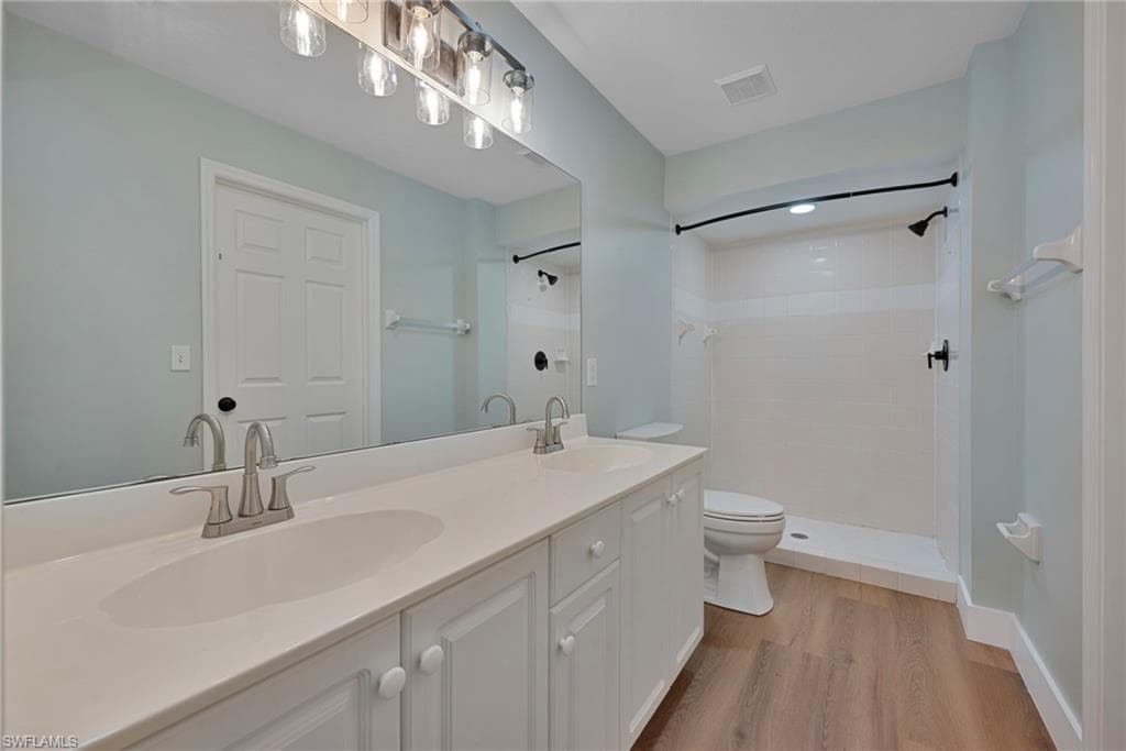 26729 Little John CT # 23, BONITA SPRINGS FL 34135-6