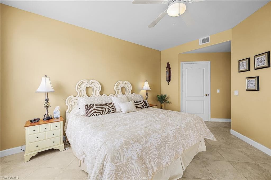 11261 Jacana CT 1807-15