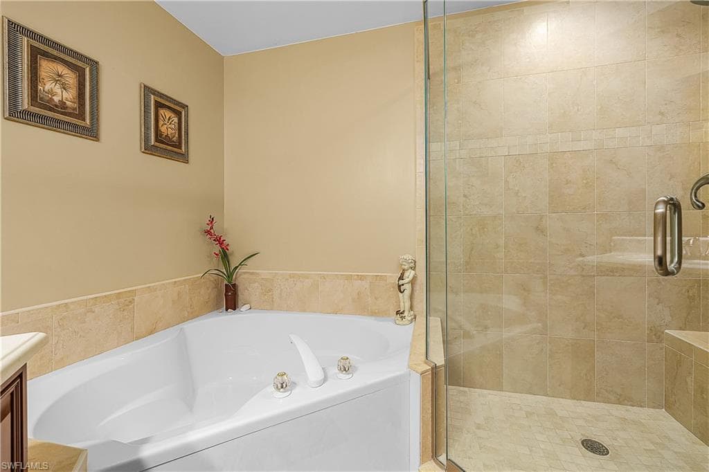 11261 Jacana CT 1807-17