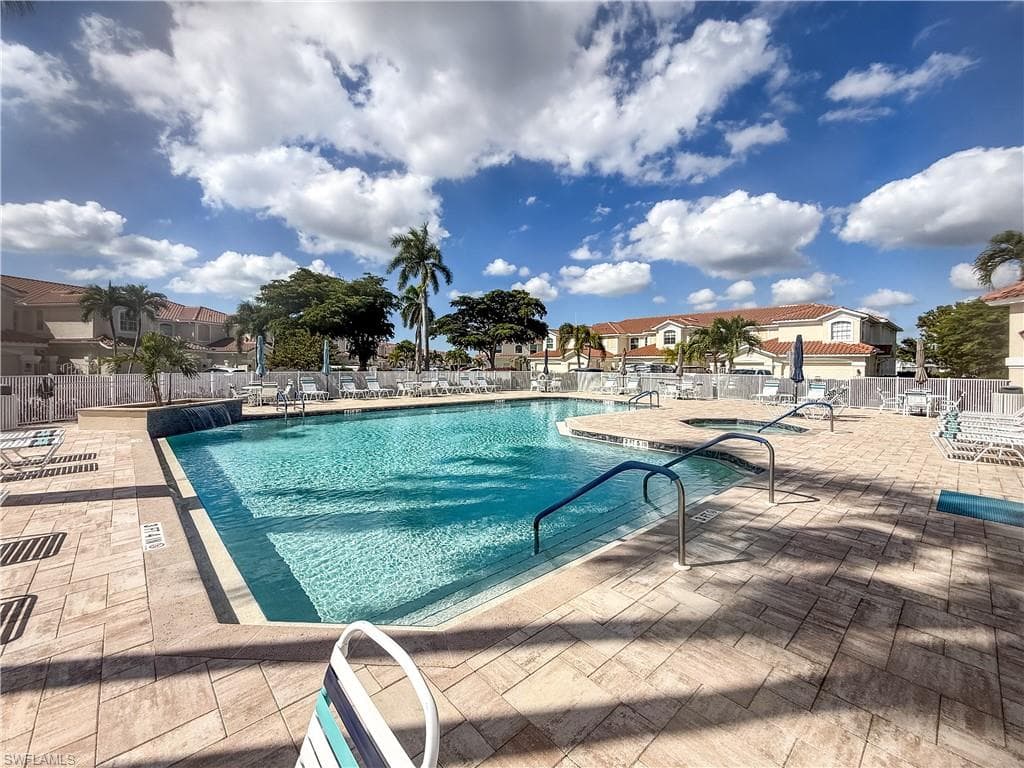 11261 Jacana CT 1807-28
