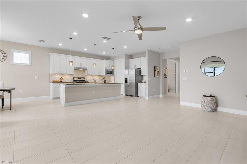 42211 Edgewater DR-6