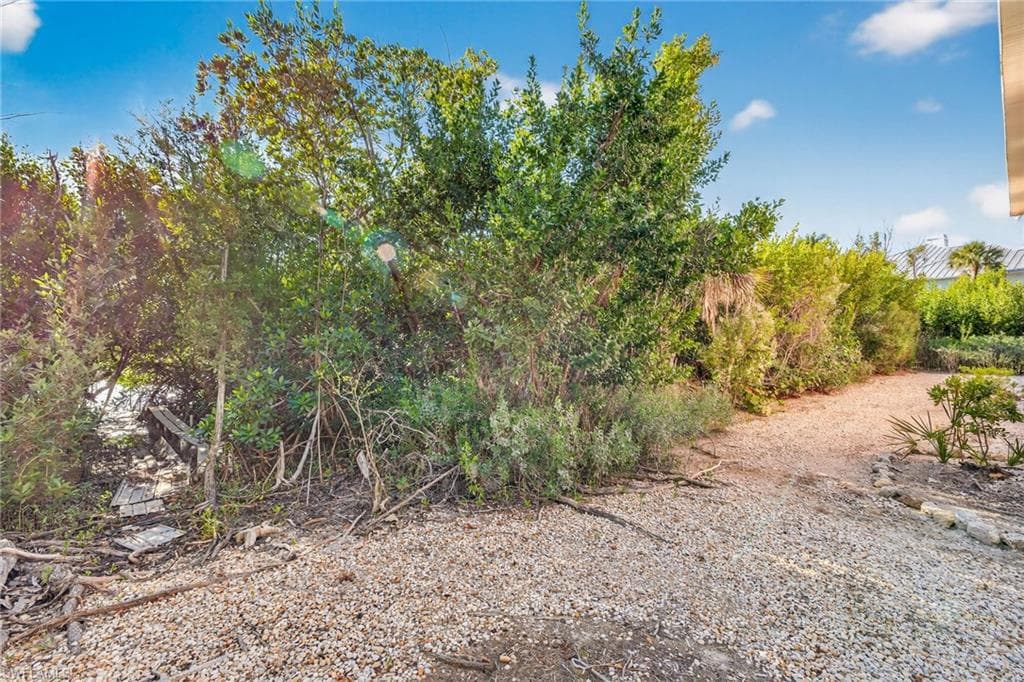 1987 My Tern CT, SANIBEL FL 33957-39