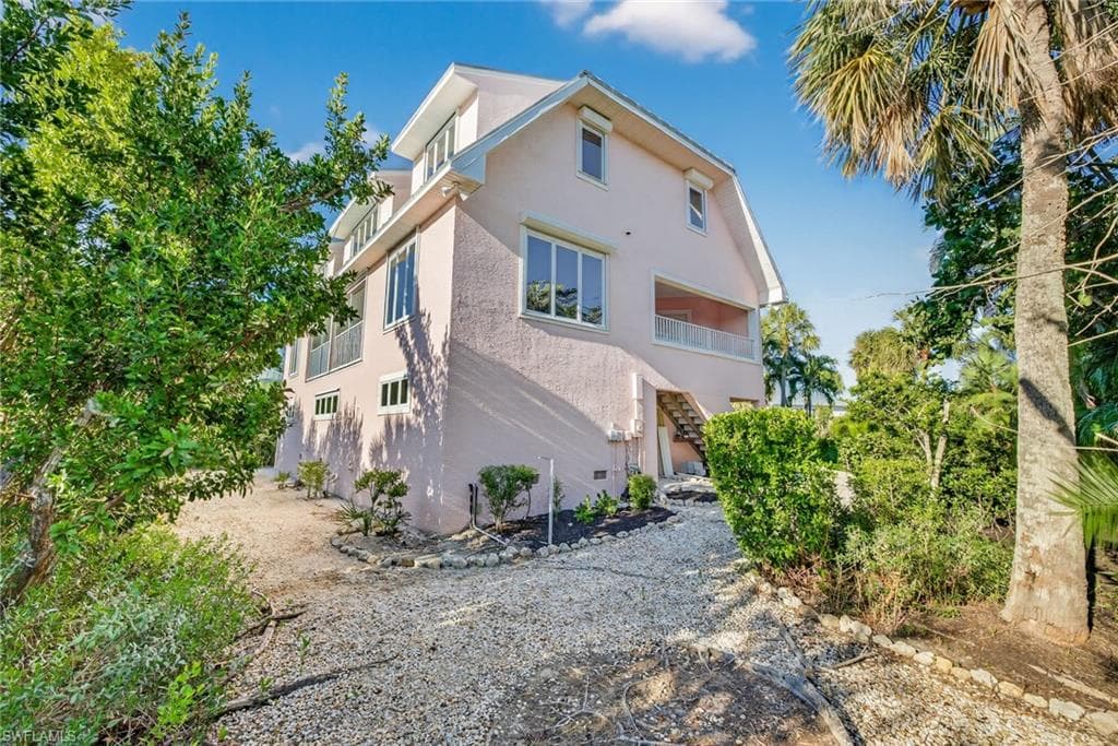 1987 My Tern CT, SANIBEL FL 33957-38