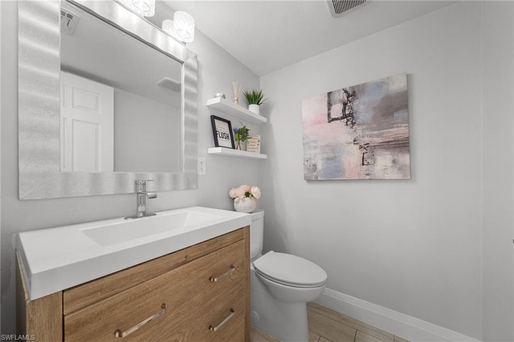 9009 Cypress DR S, FORT MYERS FL 33967-15