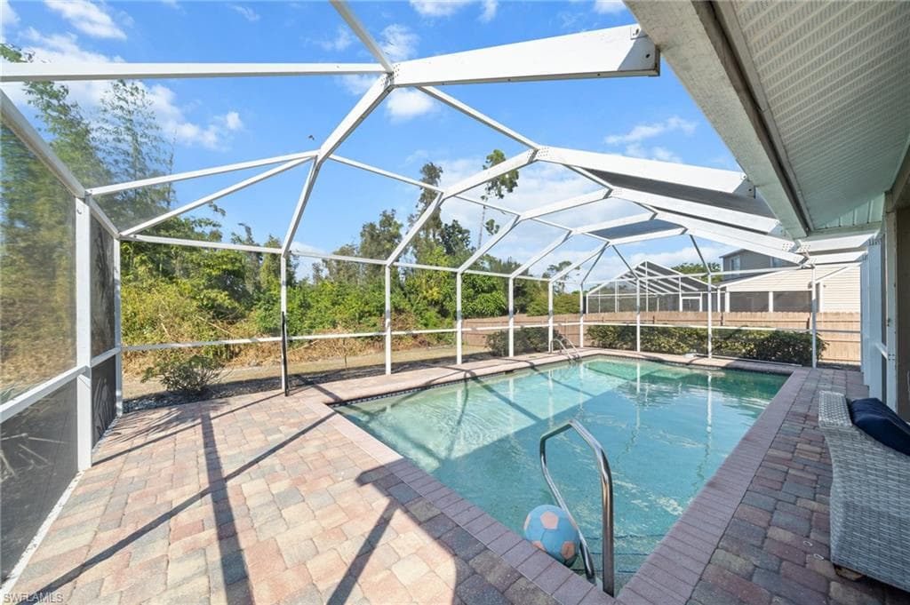 9009 Cypress DR S, FORT MYERS FL 33967-19