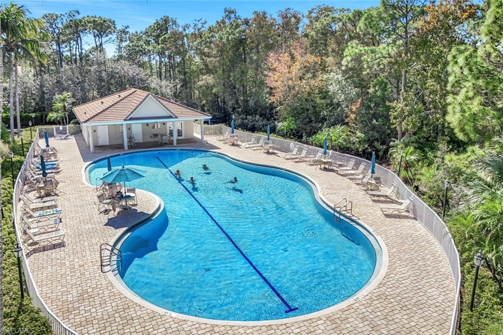 14530 Red Fox RUN # 215, NAPLES FL 34110-27