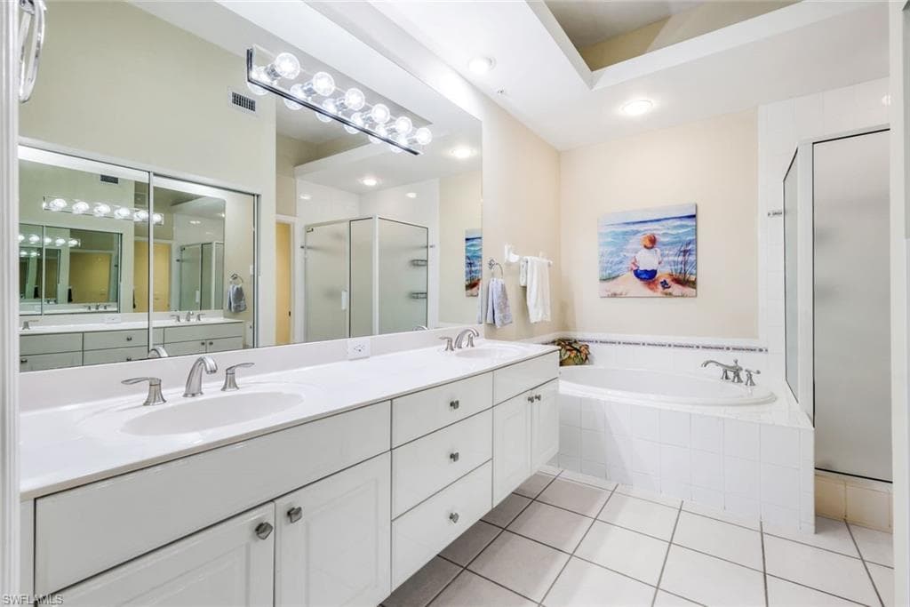 14530 Red Fox RUN # 215, NAPLES FL 34110-14