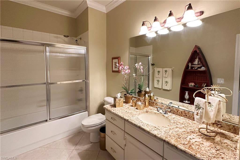 4750 Shinnecock Hills CT # 5, NAPLES FL 34112-21