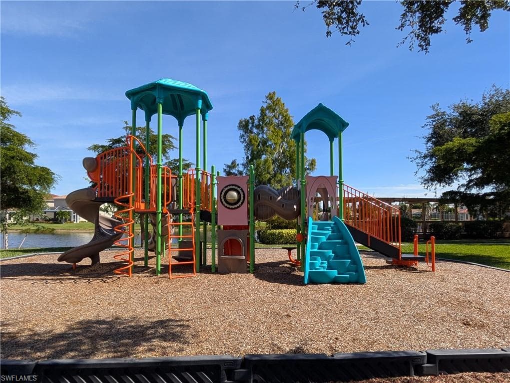 9208 Calle Arragon AVE # 202, FORT MYERS FL 33908-27