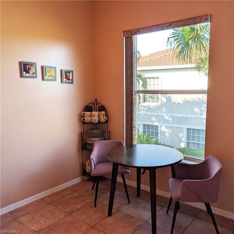 9208 Calle Arragon AVE # 202, FORT MYERS FL 33908-9