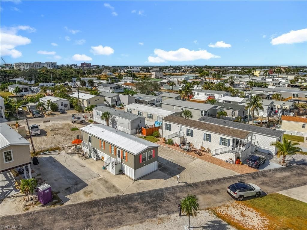 16 Helen LN-31