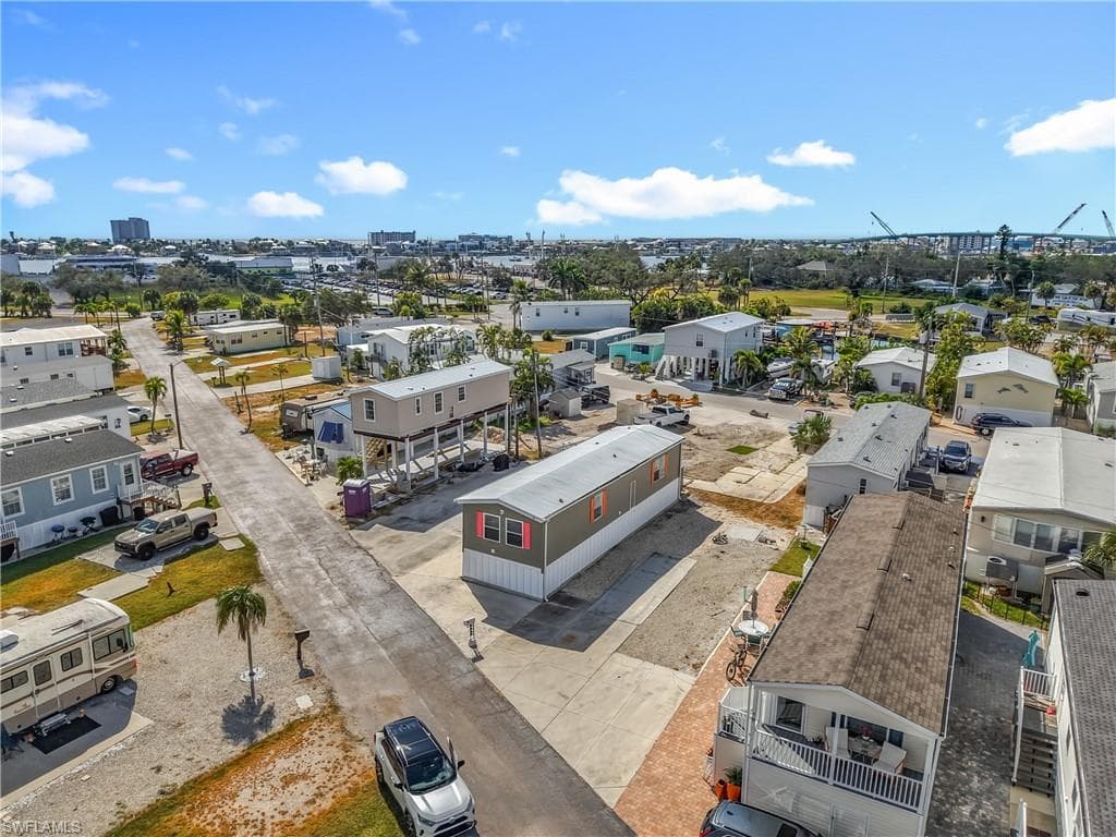 16 Helen LN-32