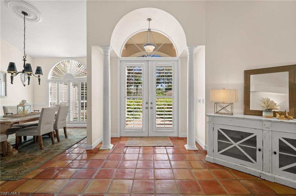 1923 Blackstone CIR, NAPLES FL 34109-6