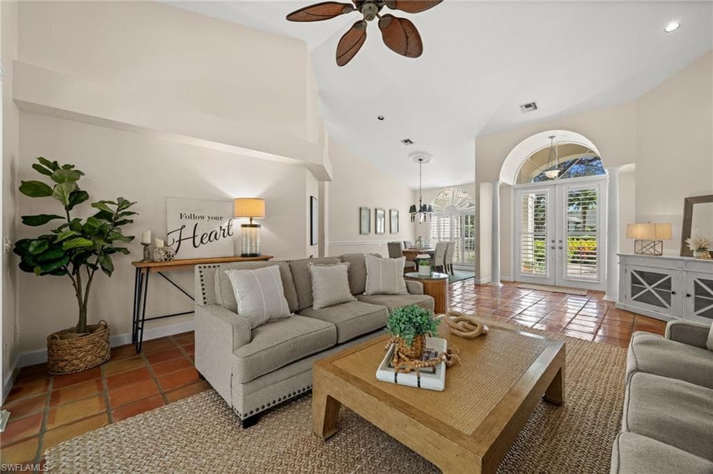 1923 Blackstone CIR, NAPLES FL 34109-14