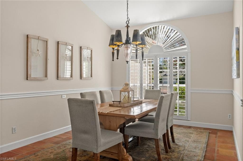 1923 Blackstone CIR, NAPLES FL 34109-18