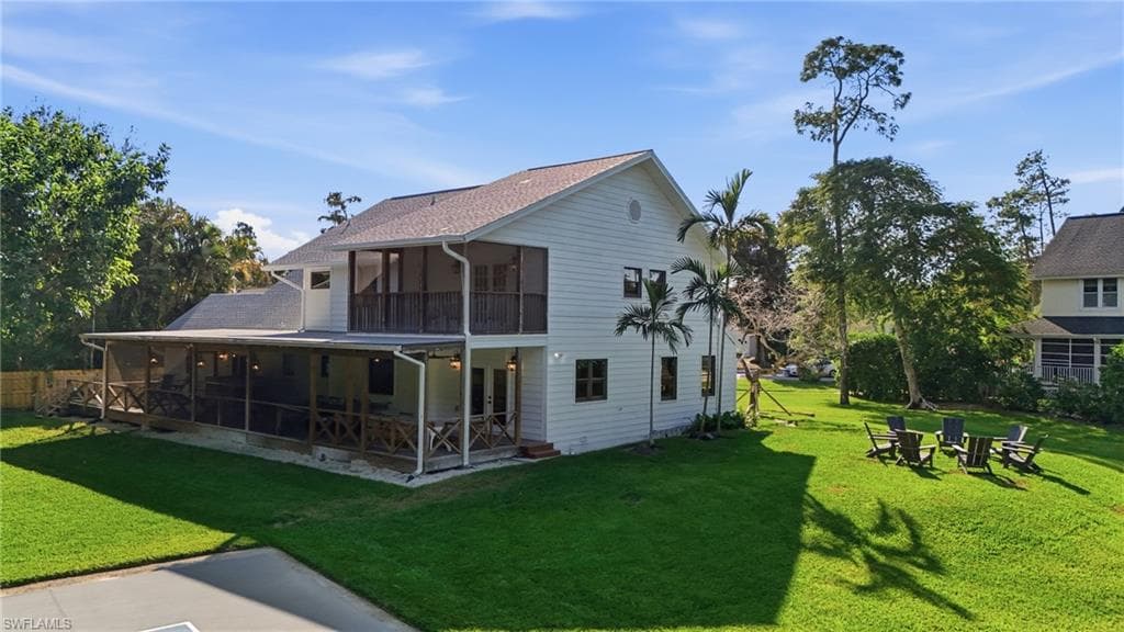 6260 Waxmyrtle WAY, NAPLES FL 34109-33