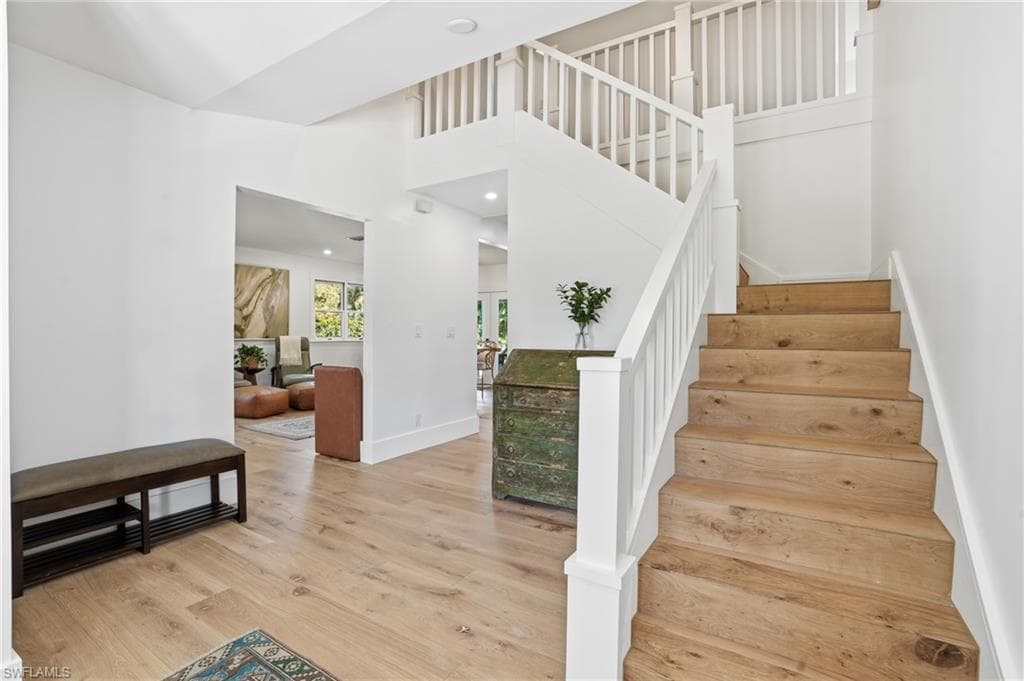 6260 Waxmyrtle WAY, NAPLES FL 34109-18