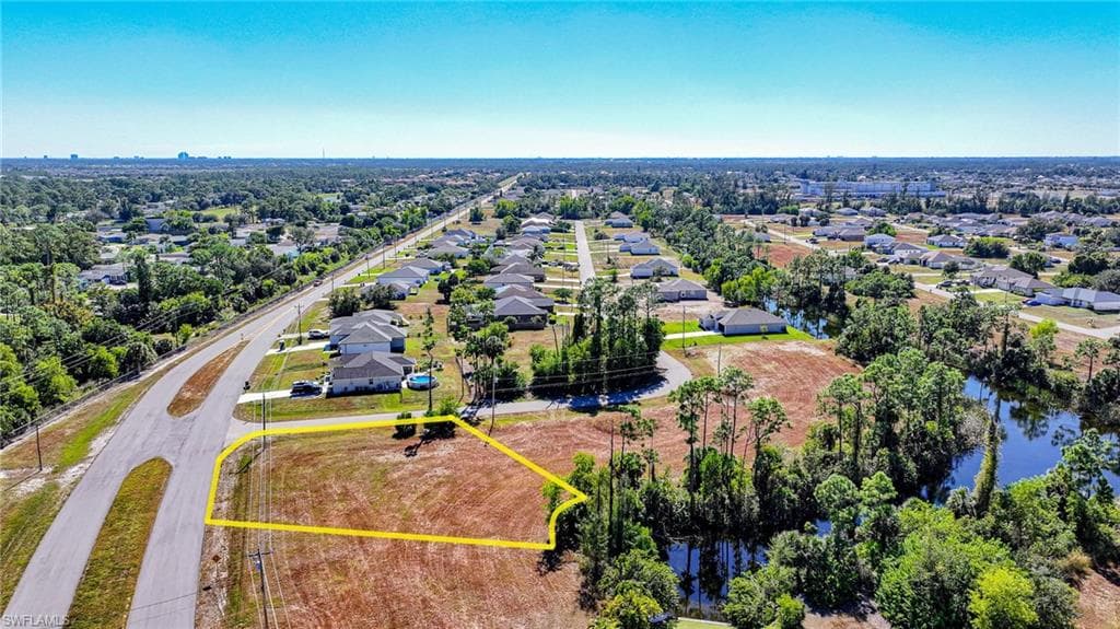 4132 Garden BLVD, CAPE CORAL FL 33909-4