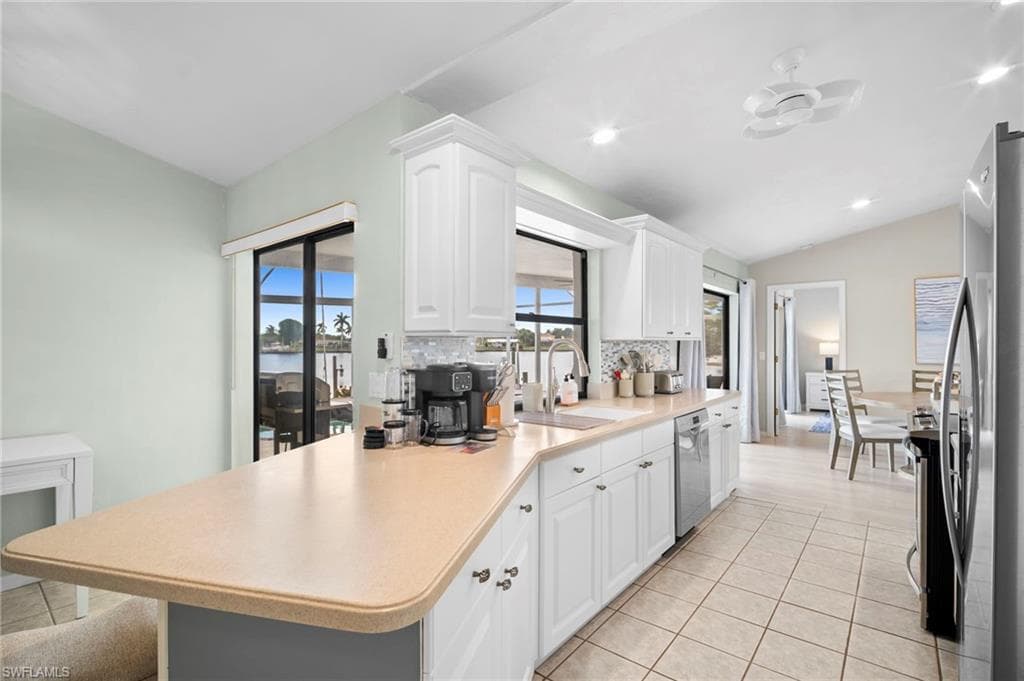 4530 W Coral CIR, FORT MYERS FL 33903-12