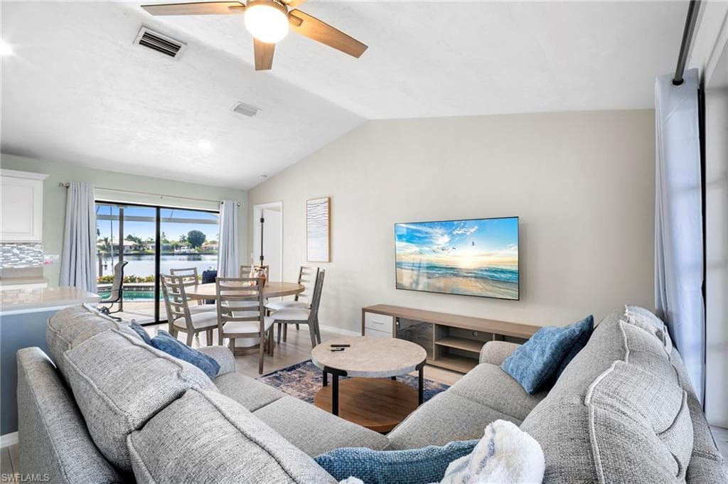 4530 W Coral CIR, FORT MYERS FL 33903-6