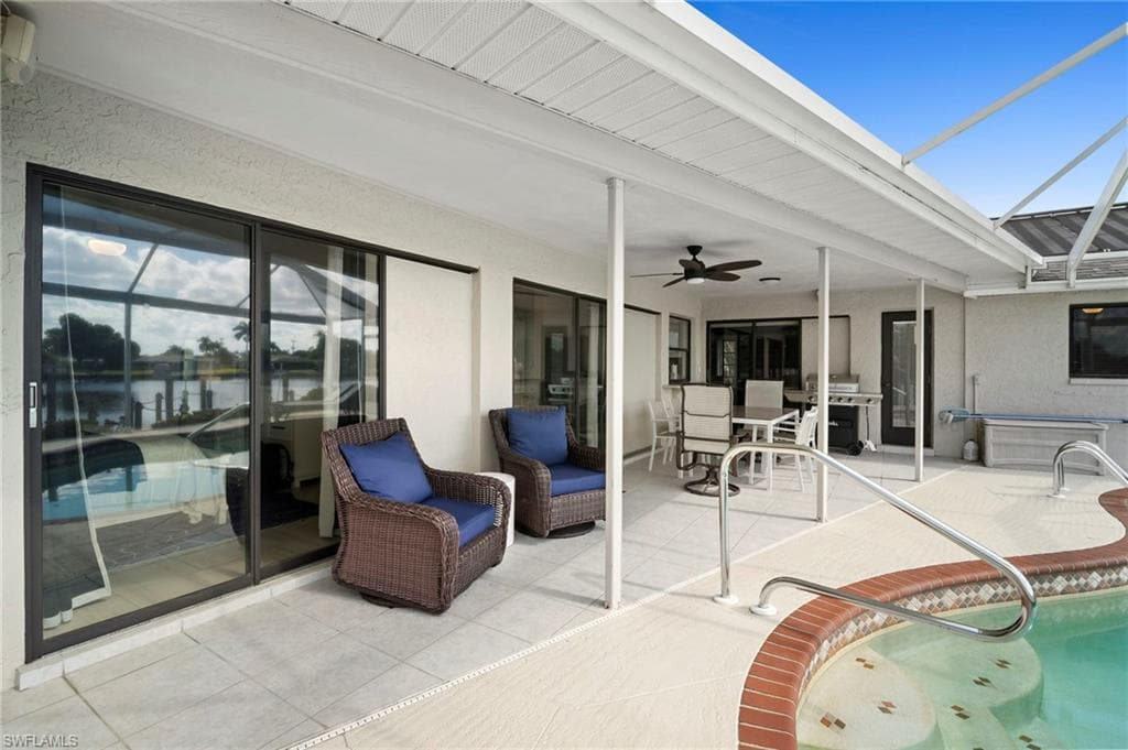 4530 W Coral CIR, FORT MYERS FL 33903-4
